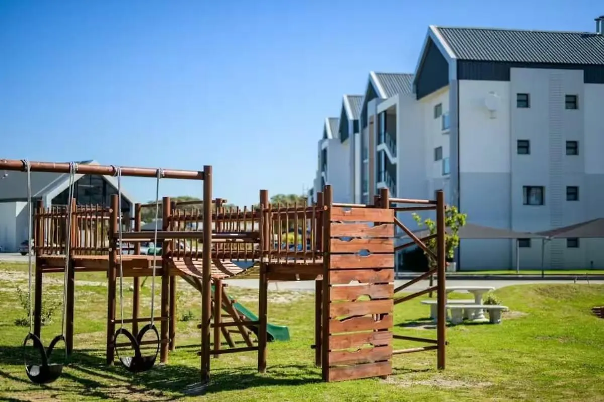 Bella Mare At Summerstrand Port Elizabeth